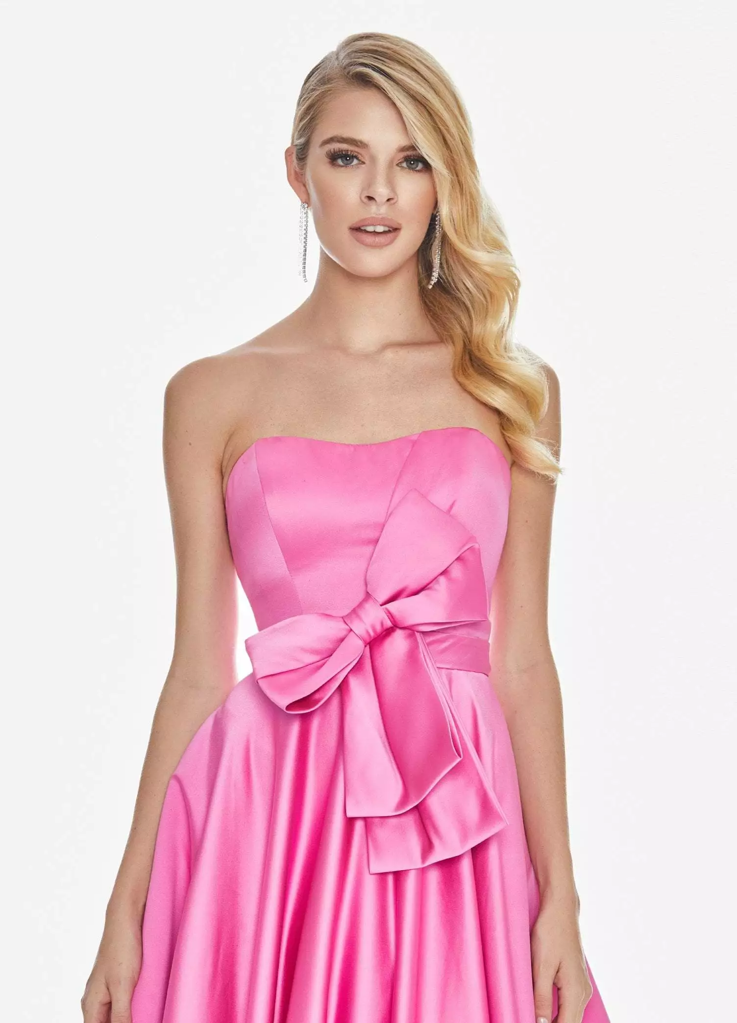Ashley Lauren - 1367 Strapless Oversized Bow Satin A-Line Gown 6 Ashley Lauren - 1367 Strapless Oversized Bow Satin A-Line Gown - Image 4