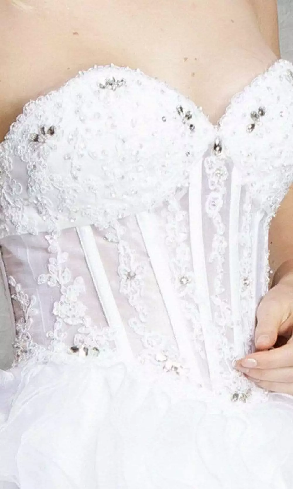 Aspeed Bridal - LH032 Corset Bod Ruffled Wedding Gown 5 Aspeed Bridal - LH032 Corset Bod Ruffled Wedding Gown - Image 3