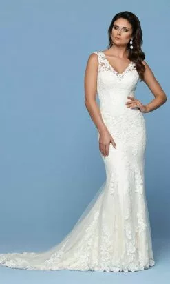 Da Vinci Bridal - Lace Sheath Bridal Gown 50549 - 1 Pc Ivory/Ivory In Size 12 Available