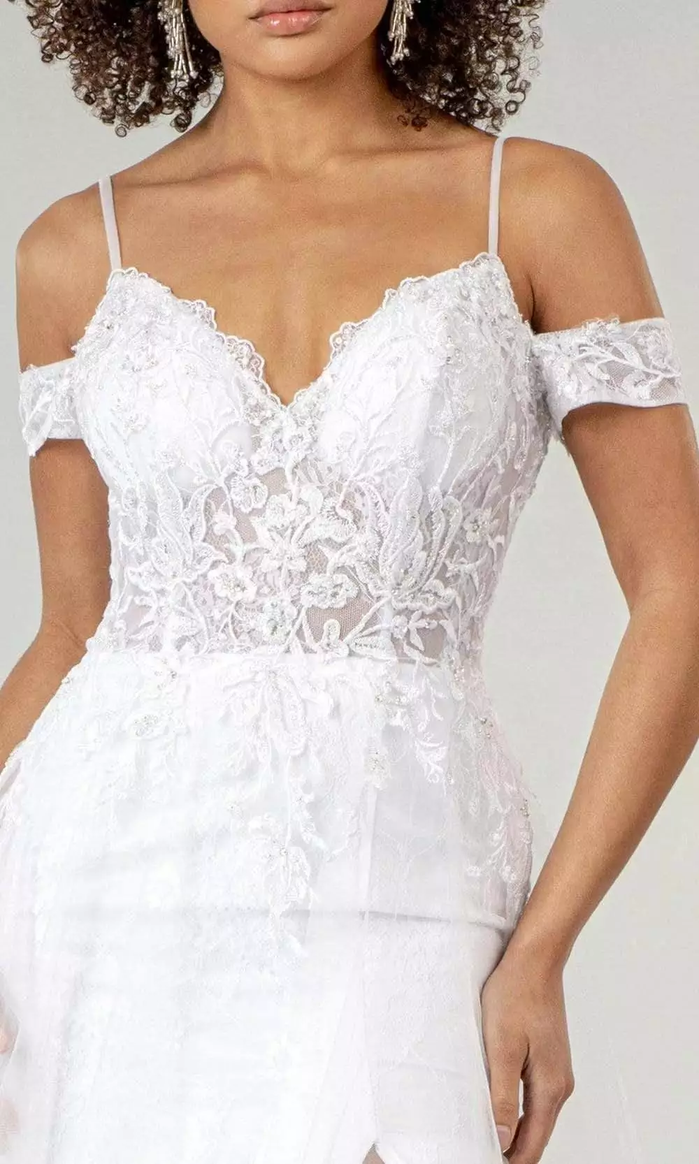Elizabeth K Bridal Elizabeth K - GL1946 Cold Shoulder Lace Bridal Dress 5 Elizabeth K Bridal Elizabeth K - GL1946 Cold Shoulder Lace Bridal Dress - Image 3