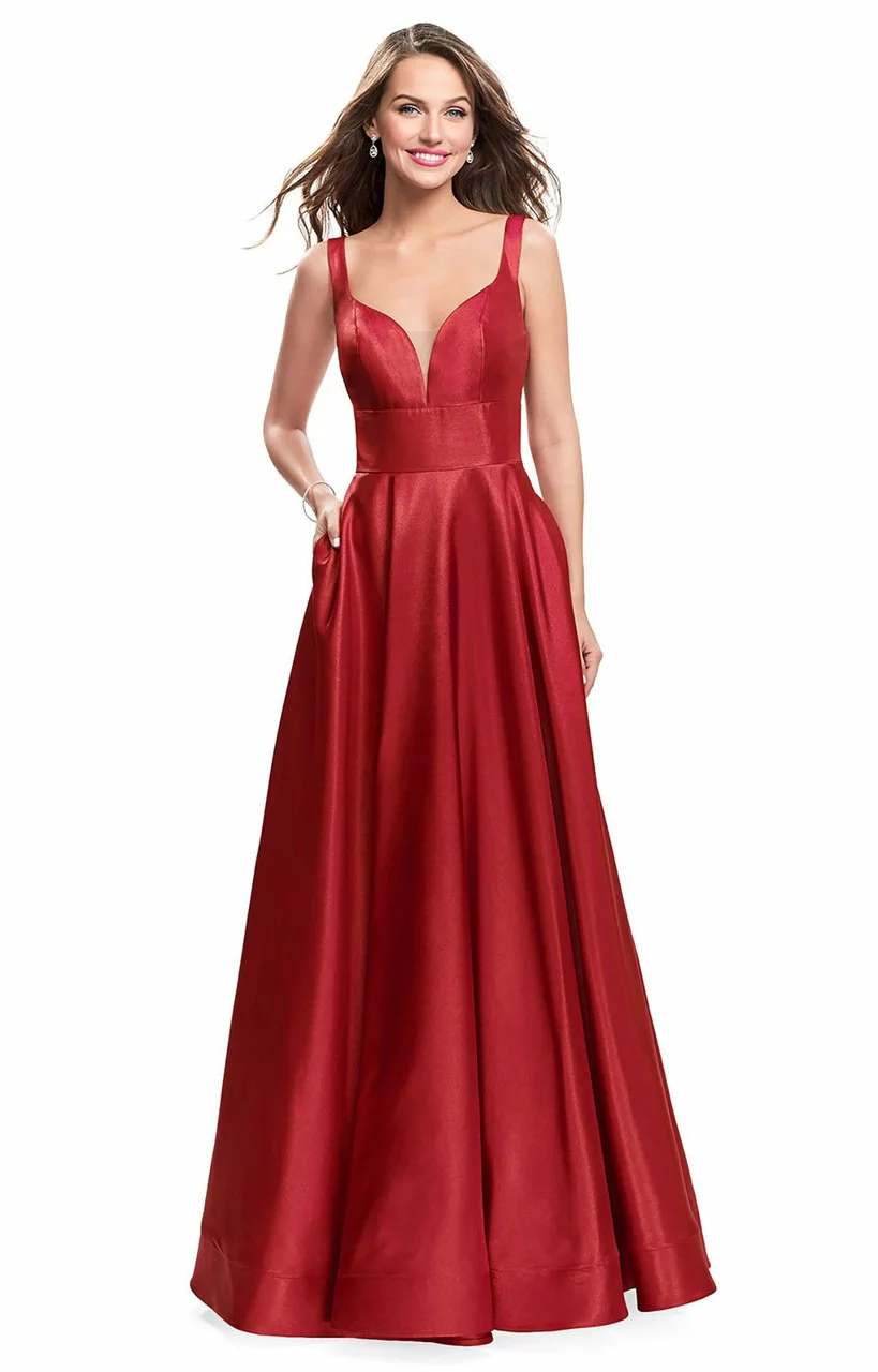 La Femme - 26015 Plunging Sweetheart Mikado A-line Dress 5 La Femme - 26015 Plunging Sweetheart Mikado A-line Dress - Image 3