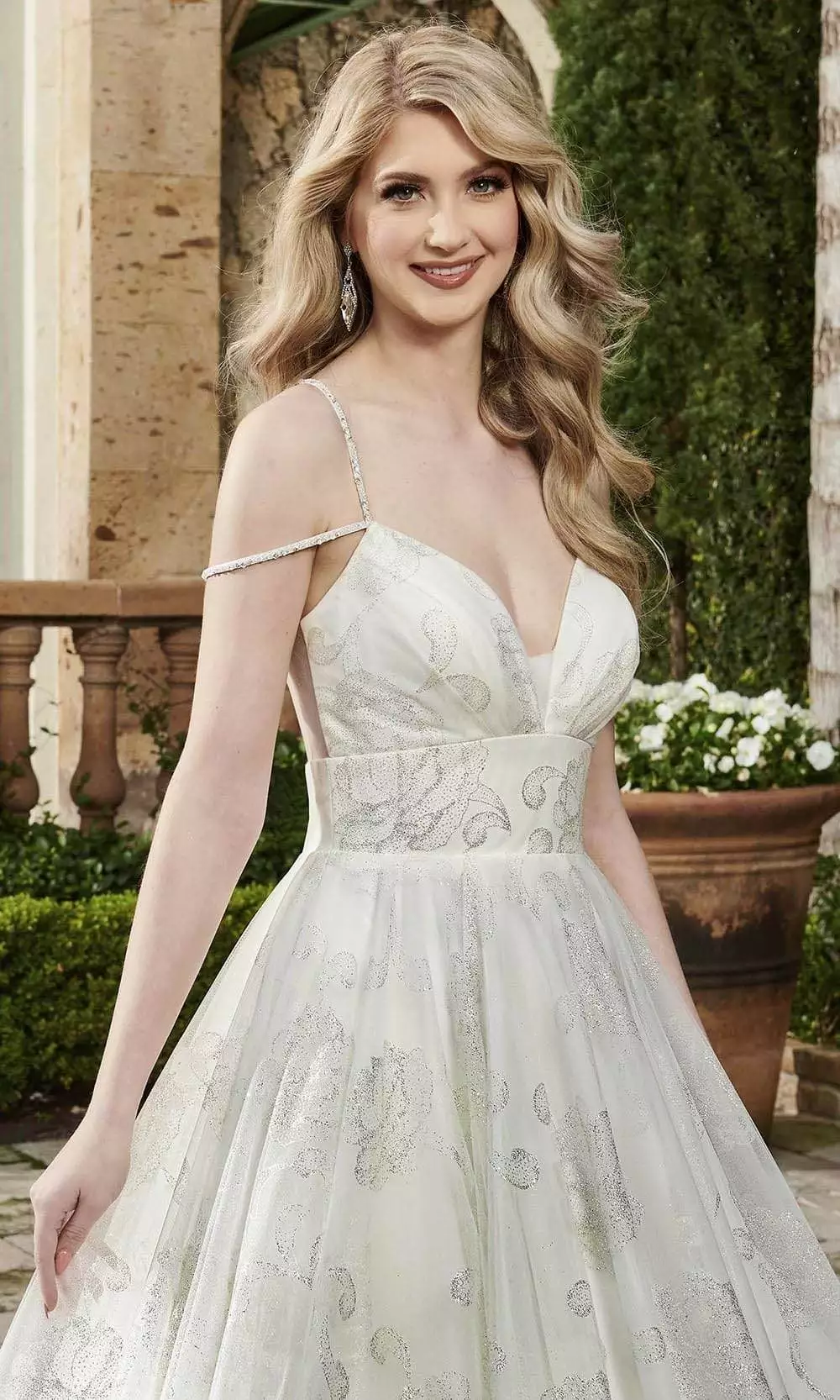 Rachel Allan - M788 V Neck Glittered A-line Bridal Dress 5 Rachel Allan - M788 V Neck Glittered A-line Bridal Dress - Image 3