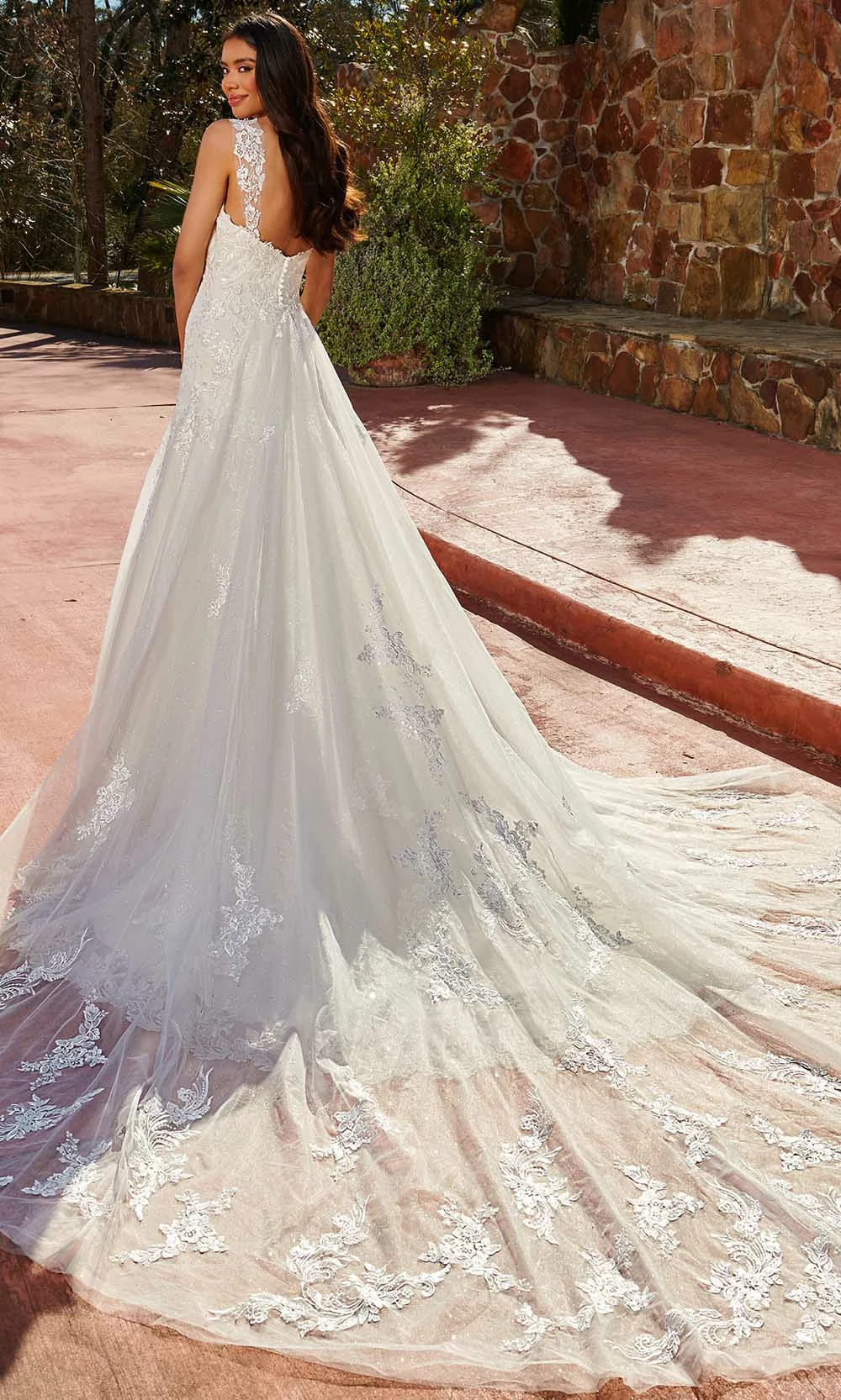 Rachel Allan Bridal Rachel Allan M825 - Applique-Ornate Trumpet Bridal Gown 4 Rachel Allan Bridal Rachel Allan M825 - Applique-Ornate Trumpet Bridal Gown - Image 2