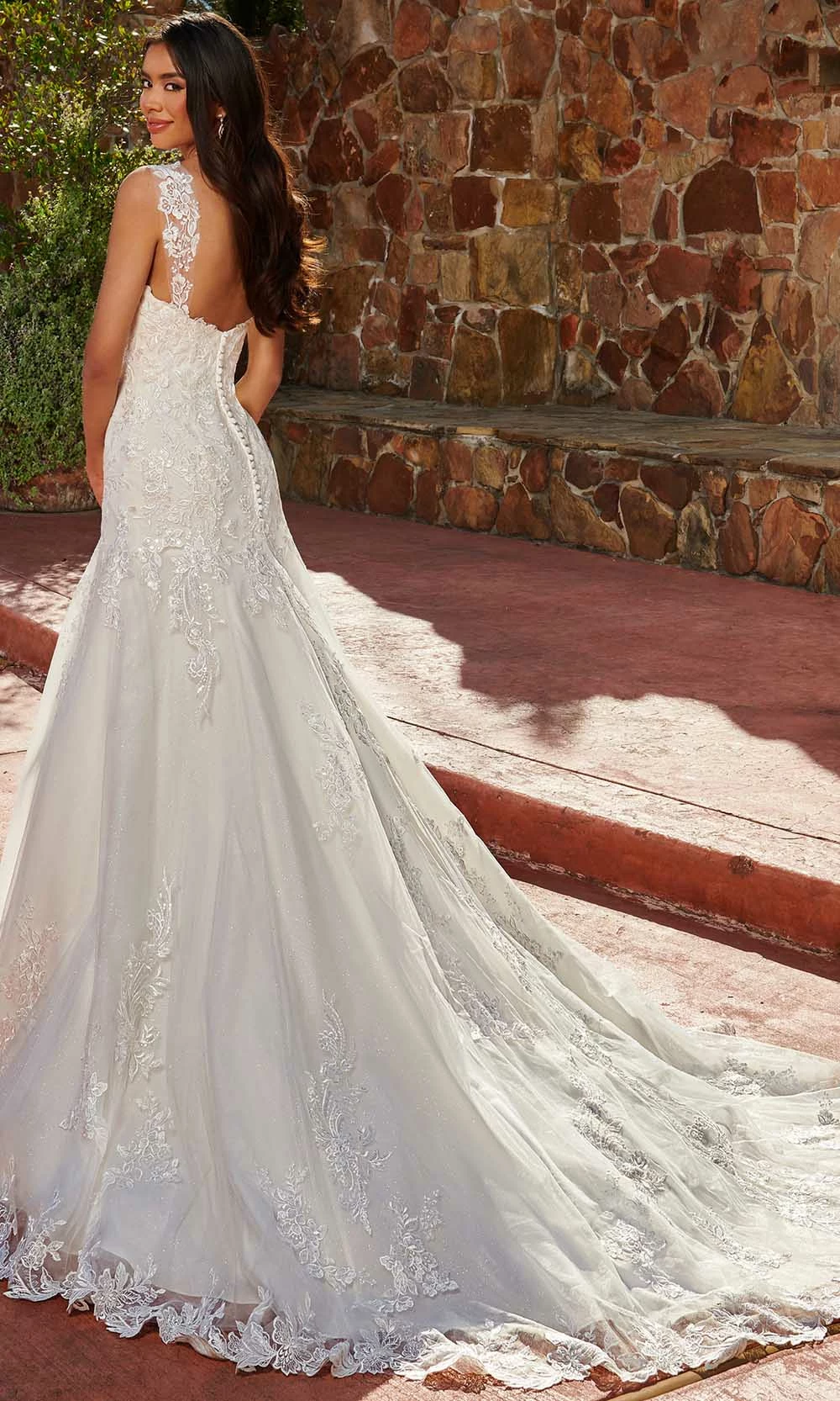 Rachel Allan Bridal Rachel Allan M825 - Applique-Ornate Trumpet Bridal Gown 6 Rachel Allan Bridal Rachel Allan M825 - Applique-Ornate Trumpet Bridal Gown - Image 4